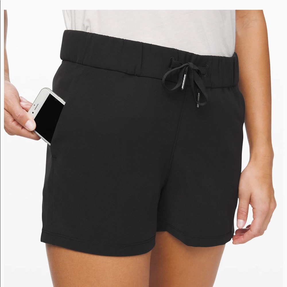 LuluLemon, On the Fly Shorts, Woven Black, Size 12